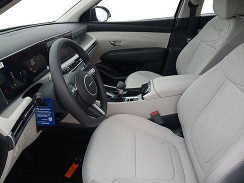 New 2026 Hyundai Tucson SE FWD image 9