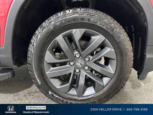 Used 2025 Honda Ridgeline Sport image 12