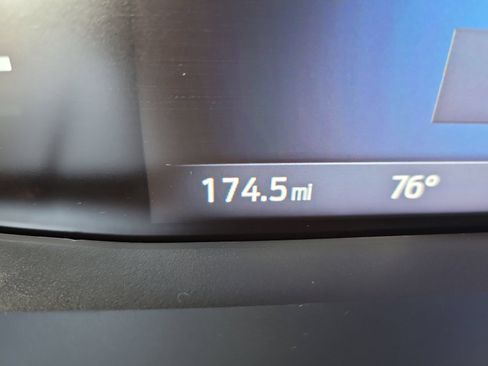 Used 2026 Ford Escape SE FWD image 30
