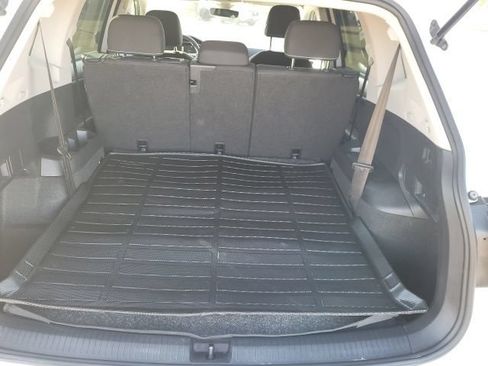 Used 2024 Volkswagen Tiguan S FWD image 7
