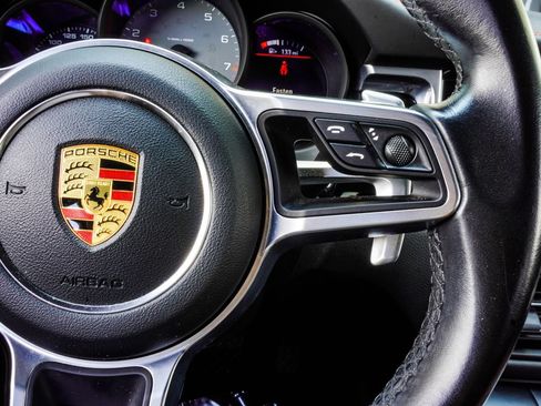 Used 2021 Porsche Macan S AWD/4WD image 31