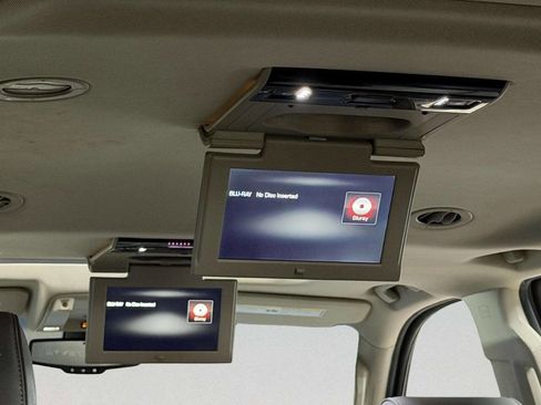 Used 2015 GMC Yukon XL Denali w/ Touring Package image 29