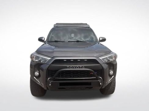 Used 2019 Toyota 4Runner SR5 AWD/4WD image 3