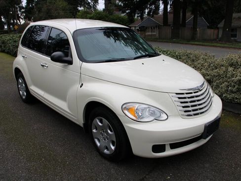 Used 2007 Chrysler PT Cruiser image 2