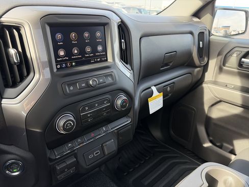 New 2026 Chevrolet Silverado 1500 W/T image 18