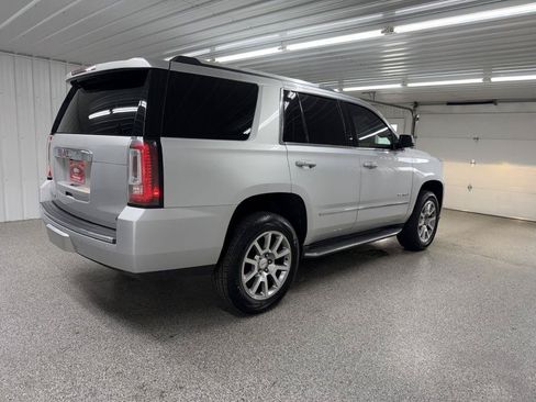 Used 2017 GMC Yukon Denali AWD/4WD image 7