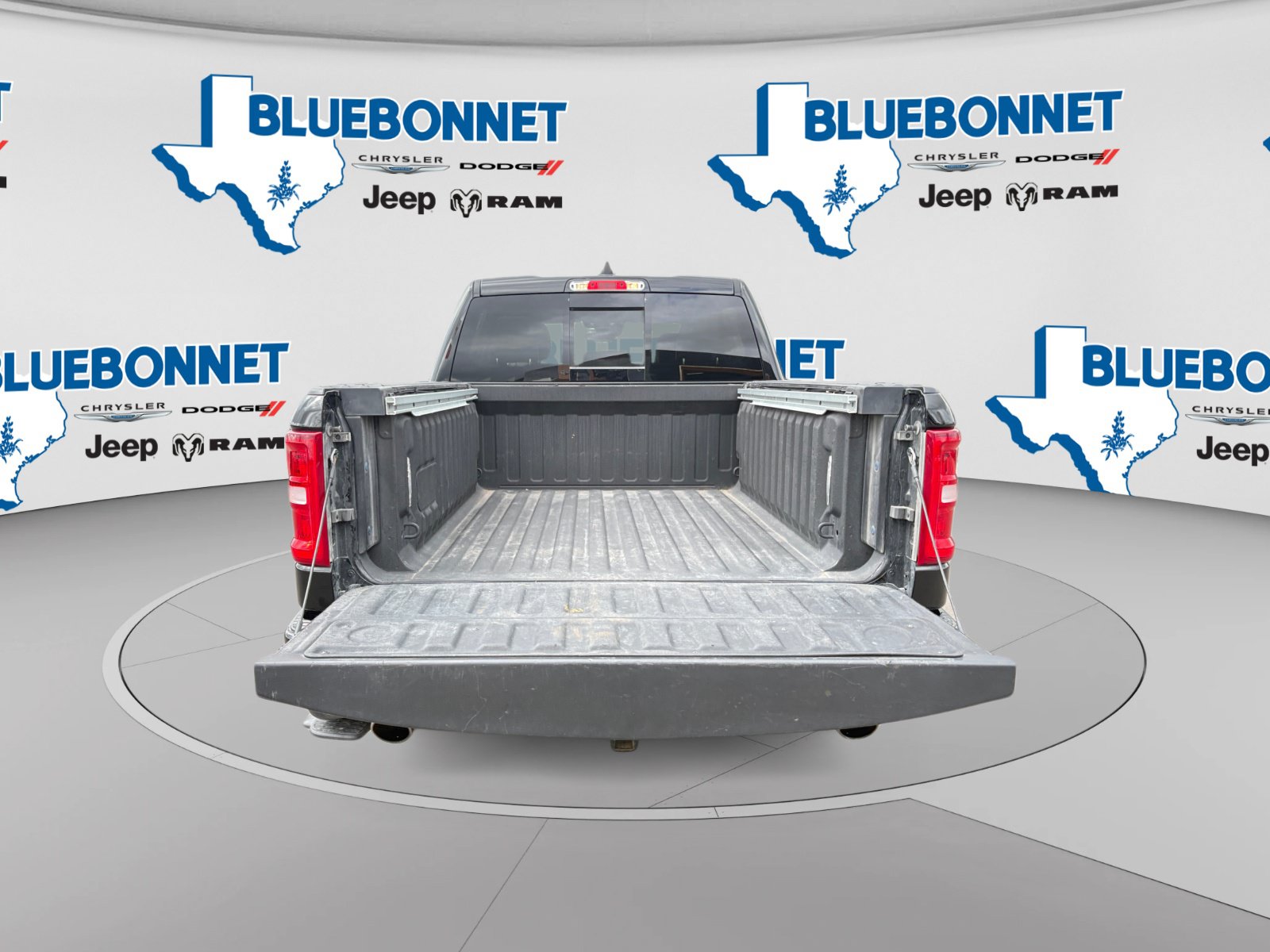 Used 2025 RAM 1500 Laramie w/ Laramie Southwest Edition AWD/4WD image 22