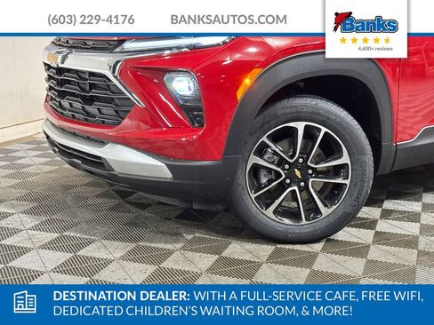 New 2026 Chevrolet TrailBlazer LT w/ Convenience Package AWD/4WD image 3