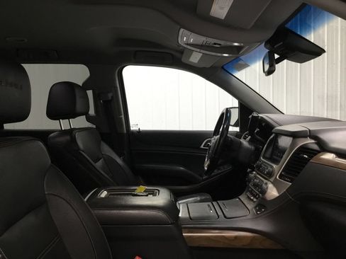 Used 2020 GMC Yukon XL Denali AWD/4WD image 17