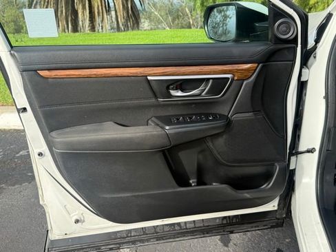 Used 2018 Honda CR-V EX image 7