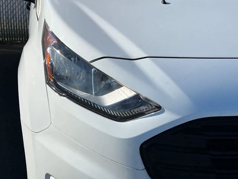 Used 2022 Ford Transit Connect XLT image 8