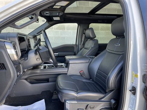 Used 2026 Ford F350 Platinum AWD/4WD image 4