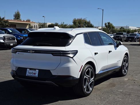 New 2026 Chevrolet Equinox EV LT w/ Convenience Package II image 7