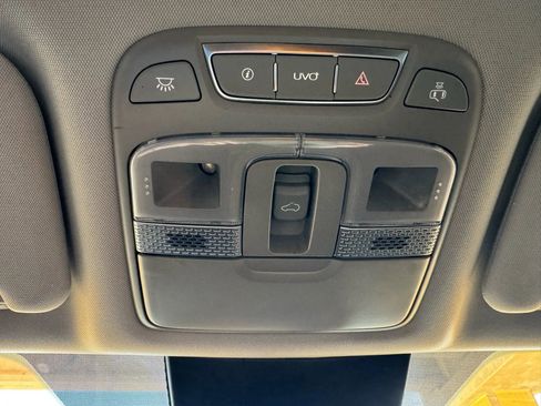 Used 2022 Kia Telluride EX w/ EX Premium Package image 16