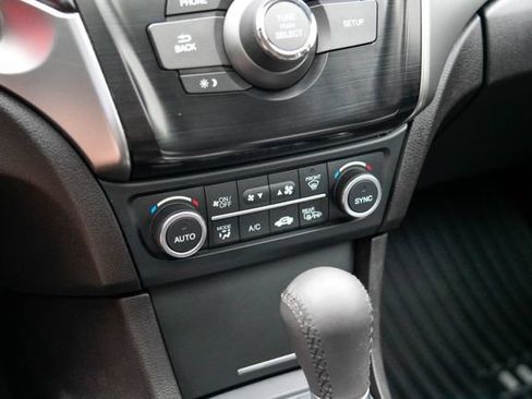 Used 2019 Acura ILX FWD image 18