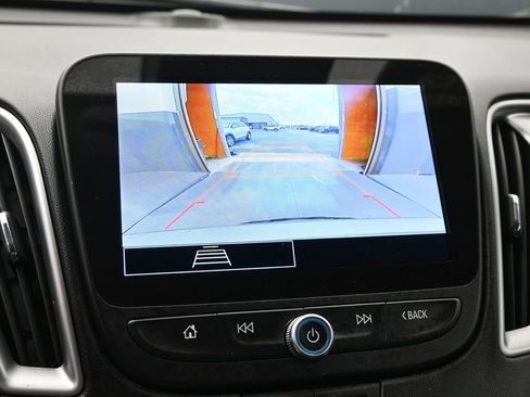 Used 2024 Chevrolet Malibu LS image 30