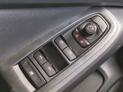 Used 2025 Subaru Crosstrek 2.0i Premium w/ Popular Package #4 image 22