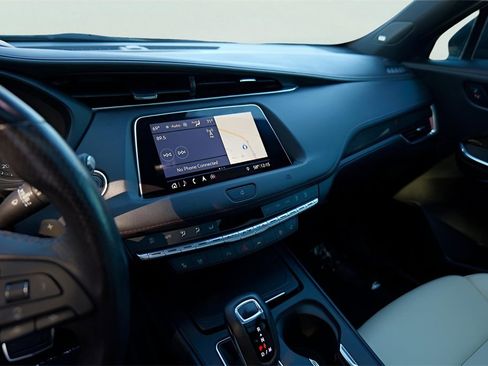 Used 2019 Cadillac XT4 Sport image 15