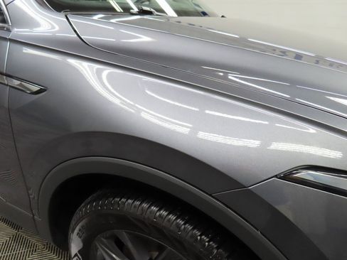 Used 2022 Volkswagen Tiguan SE image 26