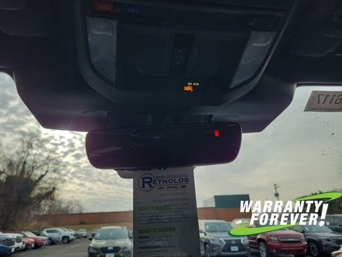 New 2025 Subaru Forester Premium image 12