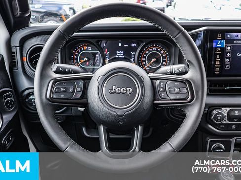 Used 2026 Jeep Gladiator Mojave AWD/4WD image 29