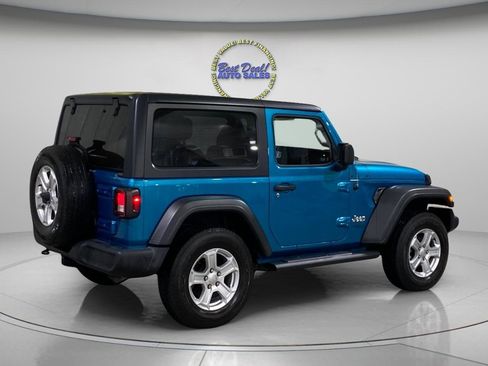 Used 2020 Jeep Wrangler Sport AWD/4WD image 5