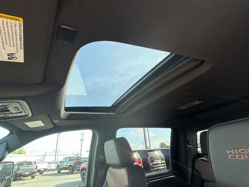 New 2026 Chevrolet Silverado 2500 High Country w/ High Country Premium Package AWD/4WD image 14