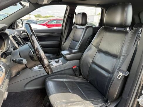 Used 2017 Jeep Grand Cherokee Limited AWD/4WD image 16
