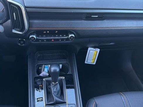 Used 2025 MAZDA CX-50 AWD 2.5 S w/ Premium Plus Pkg image 3