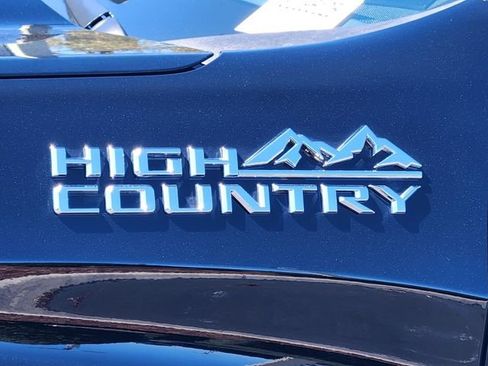 Used 2025 Chevrolet Silverado 1500 High Country w/ High Country Premium Package image 10
