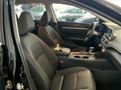 Used 2022 Nissan Altima 2.5 SV image 7