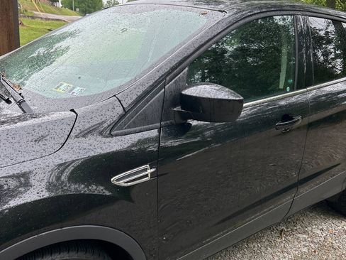 Used 2015 Ford Escape SE AWD/4WD image 3