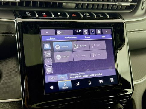 New 2025 Jeep Grand Cherokee L Laredo image 36