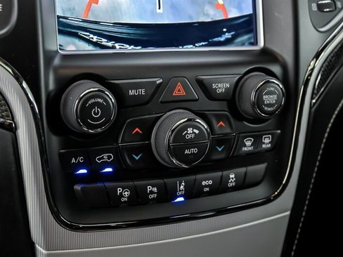 Used 2018 Jeep Grand Cherokee Trackhawk AWD/4WD image 29