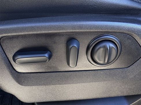 Used 2023 Chevrolet Silverado 3500 High Country image 30