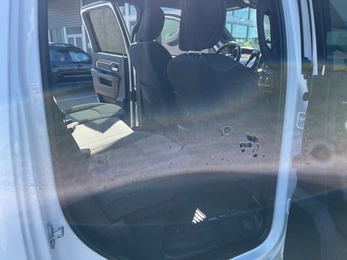 Used 2019 RAM 2500 Big Horn image 14