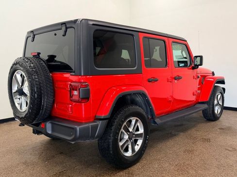 Used 2021 Jeep Wrangler Unlimited Sahara w/ Uconnect 4C Nav & Sound Group AWD/4WD image 7