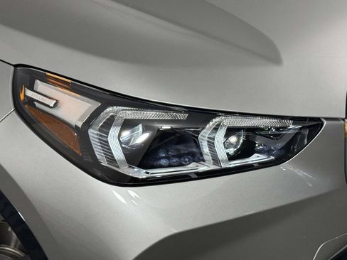 Used 2023 BMW X1 xDrive28i w/ Convenience Package AWD/4WD image 15