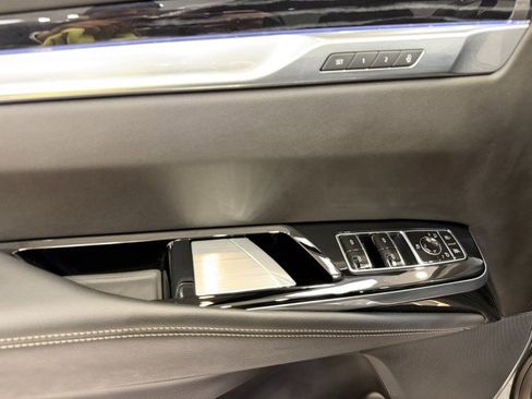 Used 2025 Cadillac Escalade ESV Sport w/ Touring Package image 44