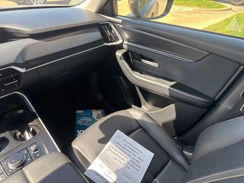 Used 2025 MAZDA CX-90 3.3 Turbo w/ Select Package image 17