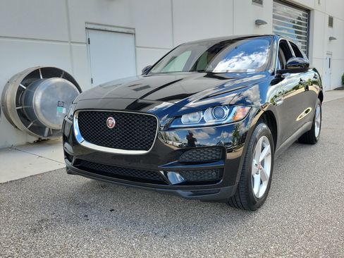 Used 2020 Jaguar F-PACE Premium AWD/4WD image 3