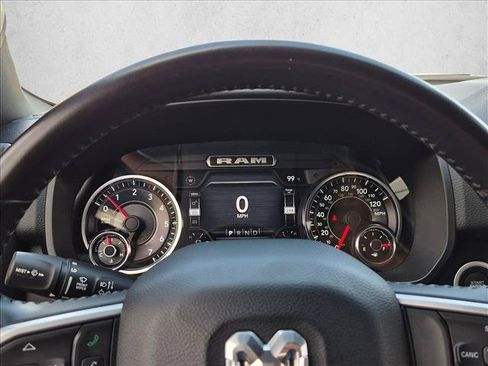 Used 2022 RAM 1500 Lone Star AWD/4WD image 9