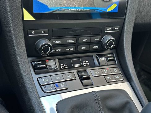 New 2025 Porsche 718 Boxster image 21