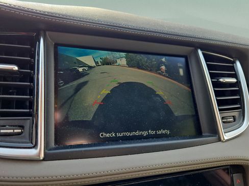 Used 2023 INFINITI QX50 Luxe image 21