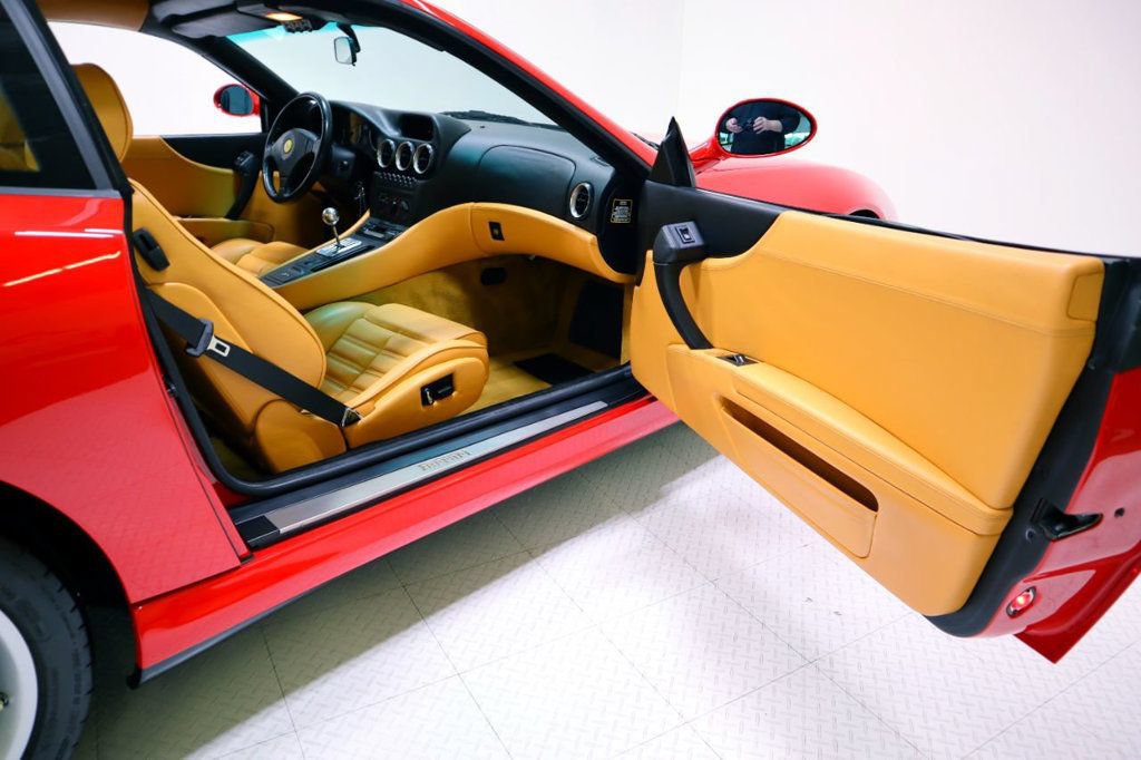 Used 1999 Ferrari 550 Maranello Coupe RWD image 14