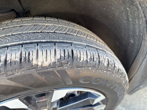 Used 2025 Chevrolet Equinox RS w/ Convenience Package III image 21