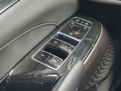 Used 2024 Cadillac Lyriq Sport RWD image 29