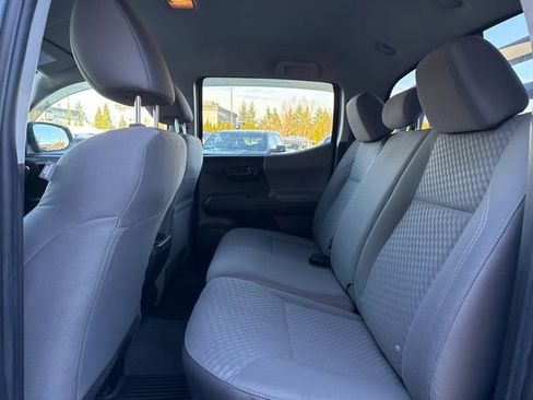Used 2022 Toyota Tacoma SR image 16