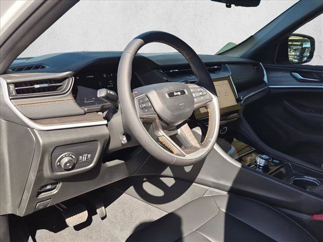 New 2026 Jeep Grand Cherokee Limited AWD/4WD image 3