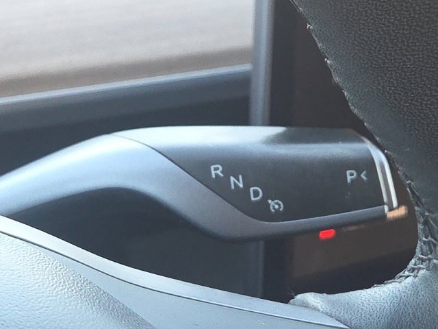 Used 2021 Tesla Model Y Long Range AWD/4WD image 43